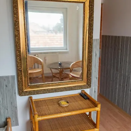 Mandala Panzio Bed & Breakfast *